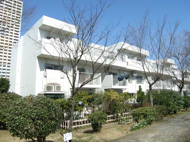 入船中央エステート