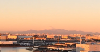 プラウドから望む富士山