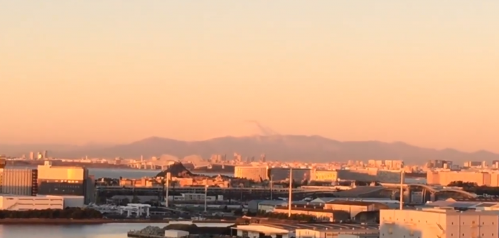 プラウドから望む富士山