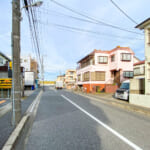 浦安市富士見は一戸建てや賃貸住宅が混在する住宅地です。(周辺)