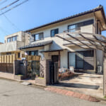 浦安市弁天4丁目戸建のご紹介です。閑静な住宅街へお住み替えはいかがでしょうか。 (外観)