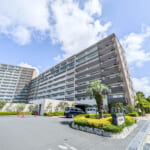 【外観】2016年2月築、総戸数222戸の大規模レジデンス。共用施設が豊富に揃う住空間です。 (外観) 【外観】2016年2月築、総戸数222戸の大規模レジデンス。共用施設が豊富に揃う住空間です。 (外観)